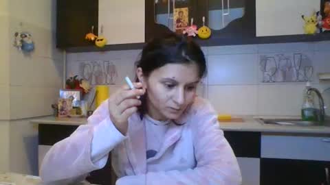 Snapshot of doll_stylish_ chatting on January 18, 10:17 pm dol online show from January 18, 10:17 pm