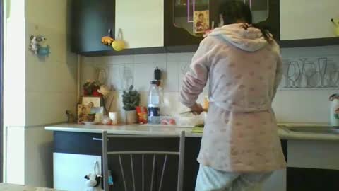 Snapshot of doll_stylish_ chatting on February 1, 10:48 am dol online show from February 1, 10:48 am
