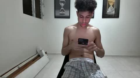 DollarHot30 online show from January 23, 9:18 am