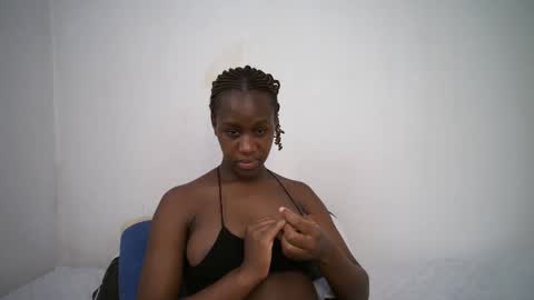 dollberry online show from February 8, 5:29 am