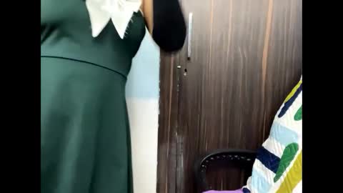 dollmeenu online show from February 16, 5:22 pm