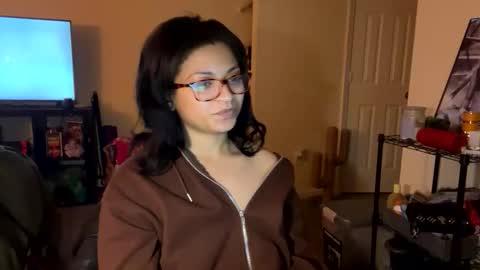 dollpart_ online show from February 5, 5:22 am