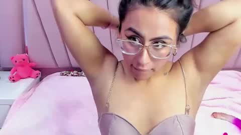 dollyjuicy1 online show from January 31, 9:16 pm