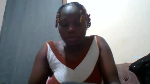 dollyvee online show from December 1, 4:27 pm