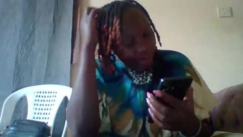 dollyvee online show from November 20, 1:42 pm