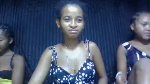 doloresslu online show from February 5, 12:31 pm