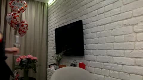 Snapshot of dom_mummy chatting on February 14, 2:33 pm DOM MUMMY online show from February 14, 2:33 pm