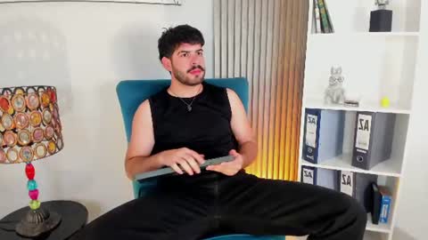 domboy  online show from June 24, 9:44 pm