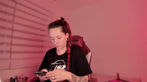 Snapshot of domina_deivis chatting on February 22, 5:12 am I WILL BE BACK ON WEDNESDAY DECEMBER 4 0100AM COLOMBIA TIME online show from February 22, 5:12 am