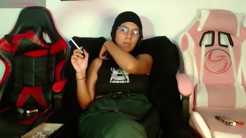 Snapshot of domina_lia chatting on January 6, 3:42 am Domina Lia online show from January 6, 3:42 am