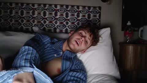 Alex...  online show from February 4, 11:16 pm