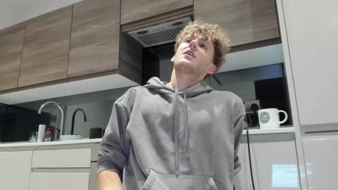 Alex...  online show from November 17, 6:05 am