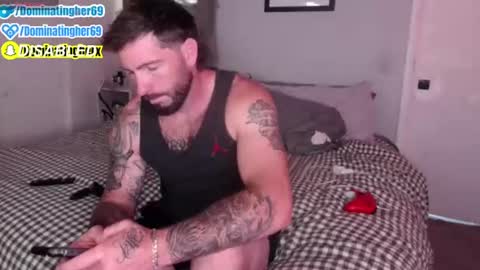 dominatingher69 online show from August 4, 8:49 pm