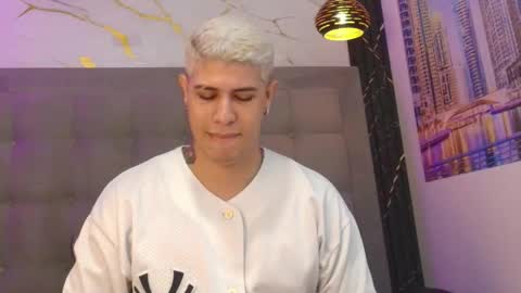 DOMI online show from May 7, 3:46 am