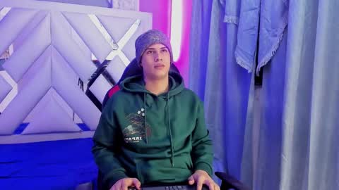 DOMI online show from February 26, 3:32 am