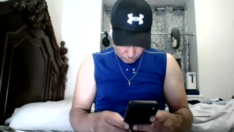 luis online show from July 23, 1:52 am