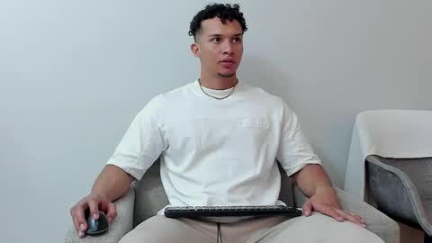 Dominick Star online show from February 26, 3:25 am