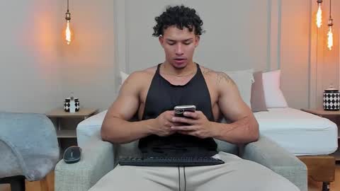 Dominick Star online show from February 11, 4:33 am