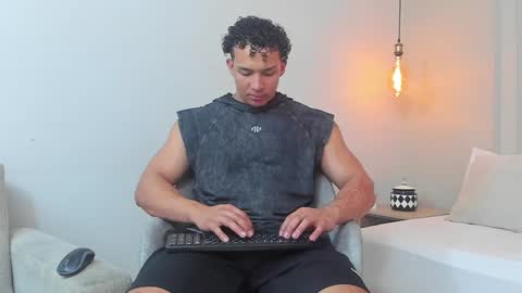 Dominick Star online show from February 8, 4:25 am