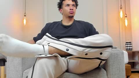 Dominick Star online show from February 7, 10:08 am