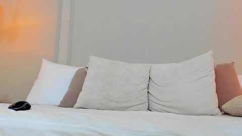 Dominick Star online show from February 6, 7:56 am