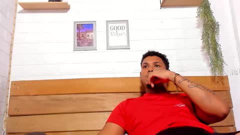 DominicVera online show from May 18, 1:37 am