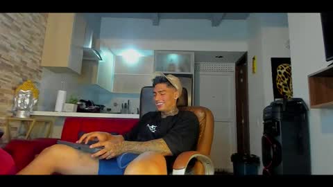 Only fans Ronnie col---InstaRonniecolleman  online show from October 27, 2:00 am