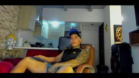 Only fans Ronnie col---InstaRonniecolleman  online show from October 15, 2:26 am