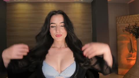 Dominique online show from January 13, 11:38 pm