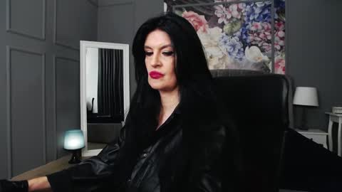 Dom Melisa online show from December 3, 9:50 pm