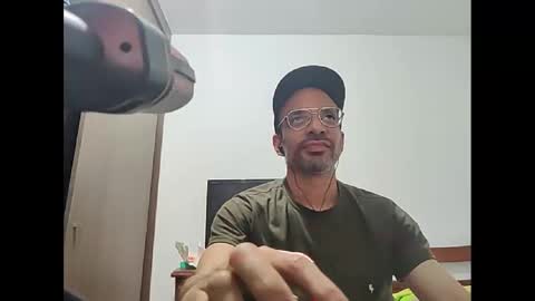 don__chi online show from January 11, 4:48 am