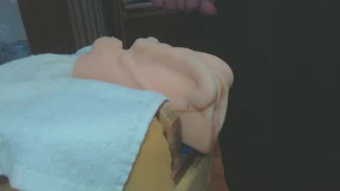 Snapshot of don_r55 chatting on December 29, 7:11 pm Don online show from December 29, 7:11 pm