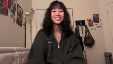 D2Creamy online show from January 23, 10:44 pm