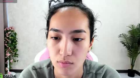 Aura online show from October 7, 3:57 am