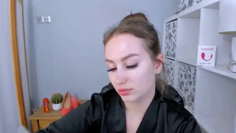 DonnaSensual online show from November 10, 8:22 pm