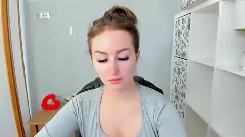 Snapshot of donnasensual chatting on September 15, 8:43 pm DonnaSensual online show from September 15, 8:43 pm