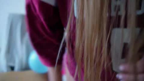 Donatella online show from February 13, 1:14 pm