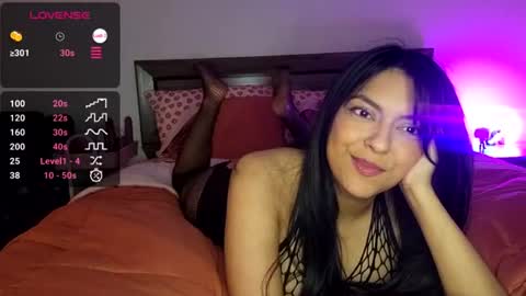 DontBeMina online show from August 6, 6:44 am