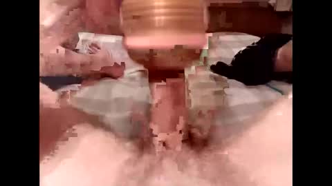 donttellonme1632 online show from April 2, 3:47 am