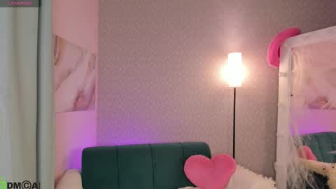 Snapshot of dora_exomi chatting on October 26, 1:39 am Dora EXOMI online show from October 26, 1:39 am