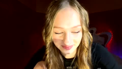 Anika online show from April 15, 7:49 pm