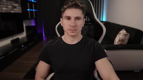 Snapshot of dorianreyes chatting on February 21, 2:06 am Dorian Reyes online show from February 21, 2:06 am