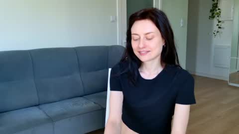 dormineaa online show from July 15, 10:31 am