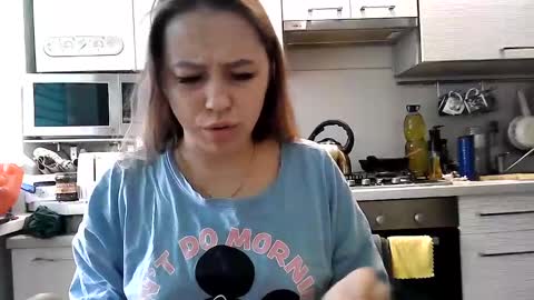 Snapshot of dorrie_ann chatting on February 23, 5:34 am Dorrie Ann online show from February 23, 5:34 am