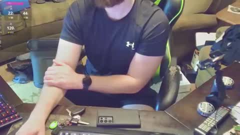 DotYourEyezez  online show from February 4, 1:02 am