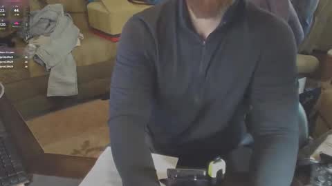 DotYourEyezez  online show from October 1, 9:02 pm