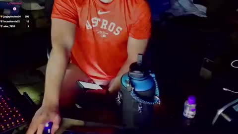 DotYourEyezez  online show from March 12, 10:48 am