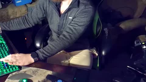 DotYourEyezez  online show from January 8, 11:32 am