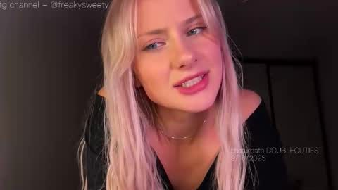 Lana  Eva  dont forget to give us a thumb up online show from October 9, 2:44 pm