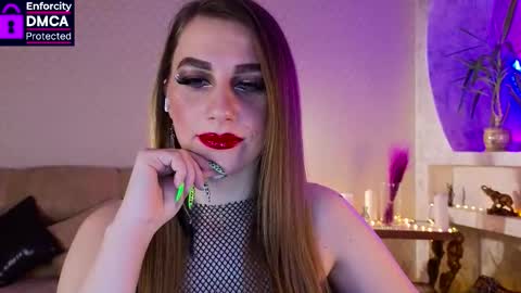 Emily online show from November 10, 4:21 pm